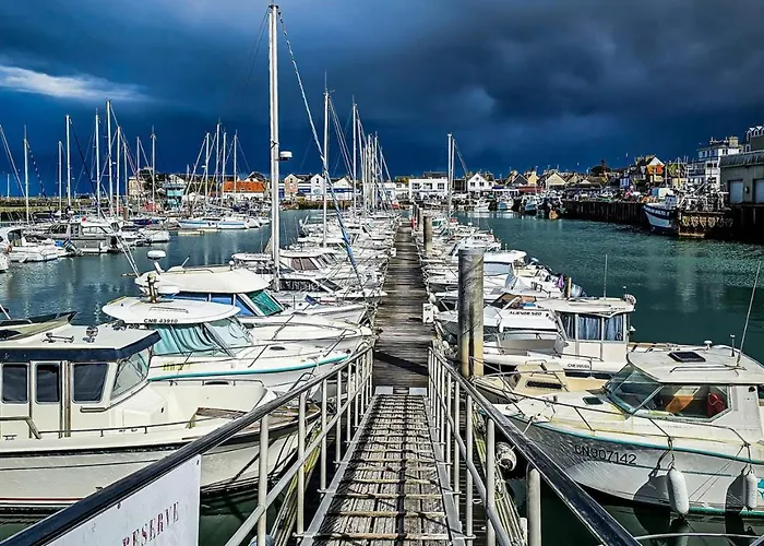 L Etoile Solange * Grandcamp-Maisy